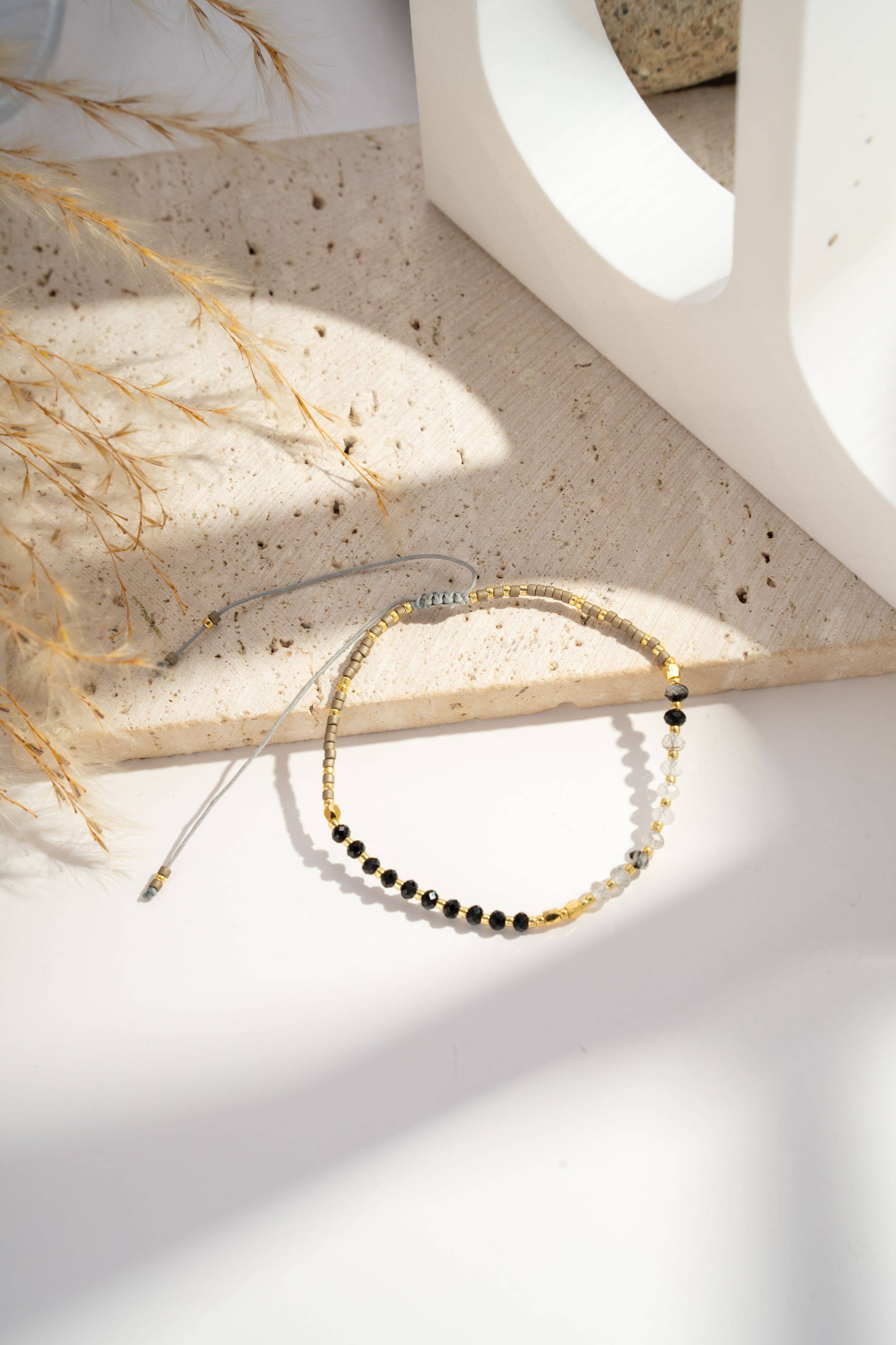Luna Miyuki Bracelet