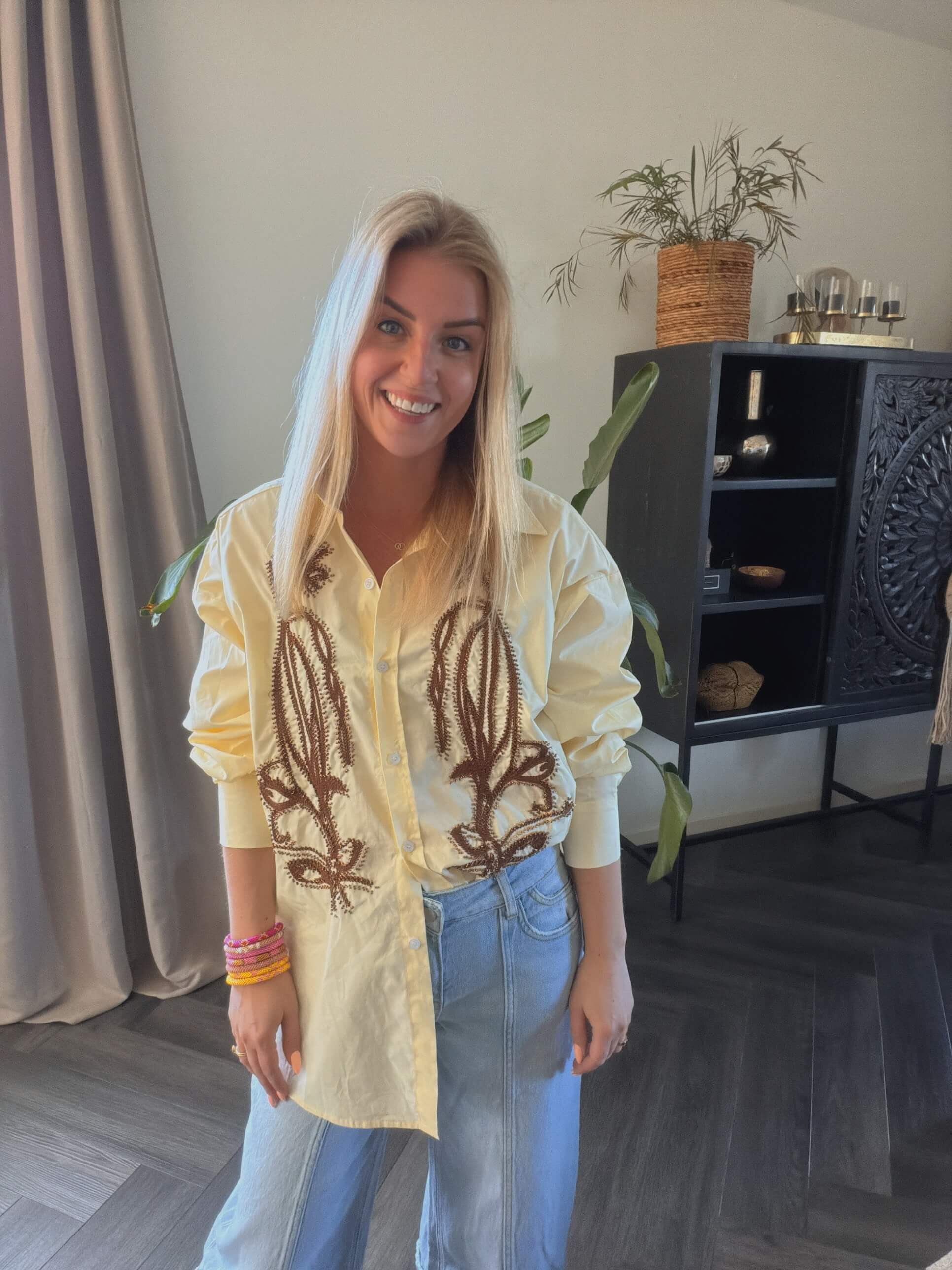 Solea pearl blouse