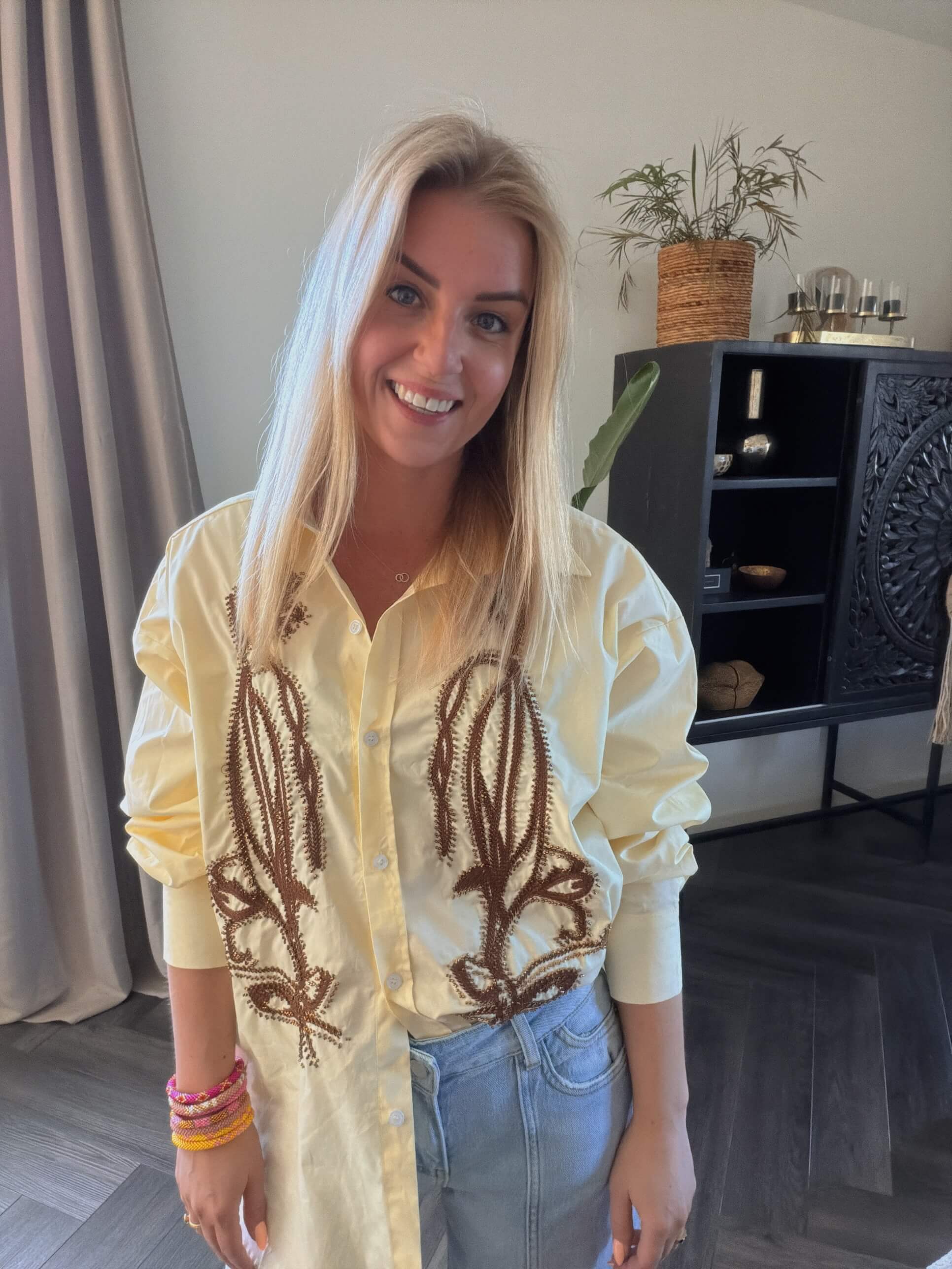 Solea pearl blouse