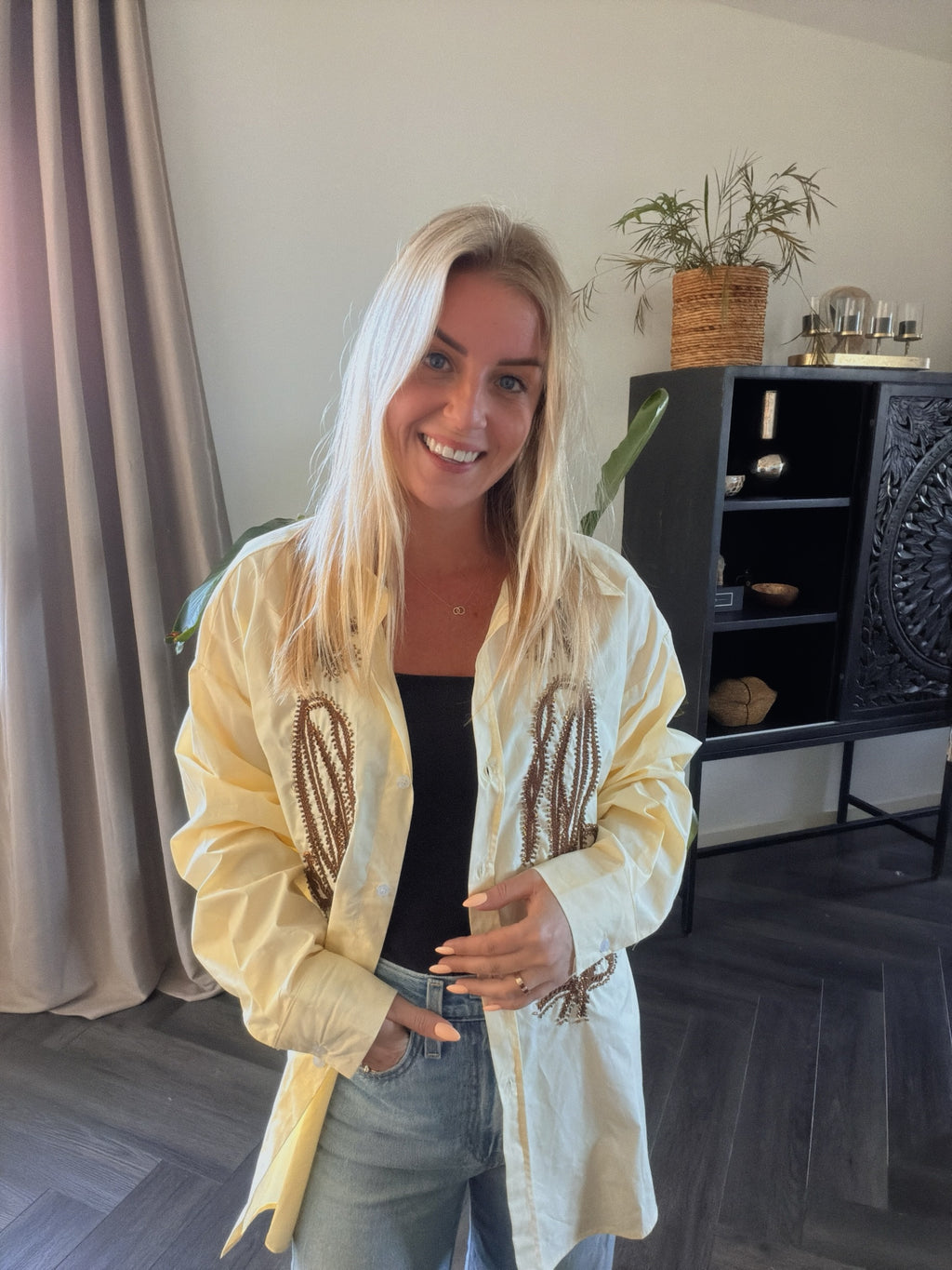 Solea pearl blouse