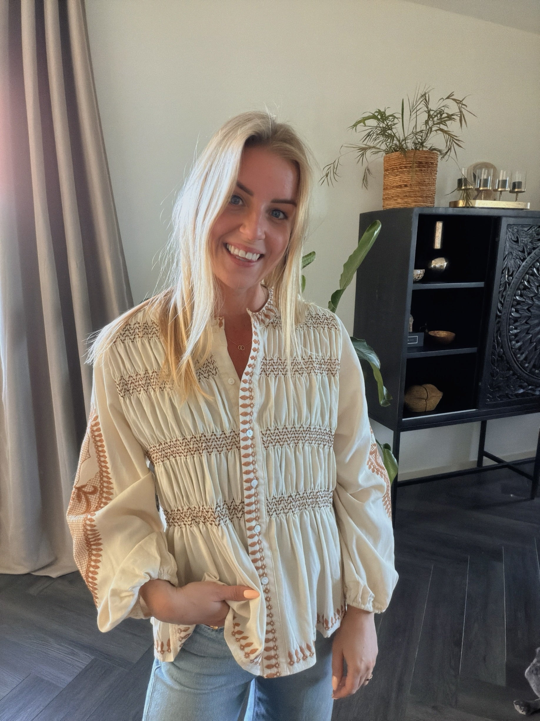Iris Embroidered blouse