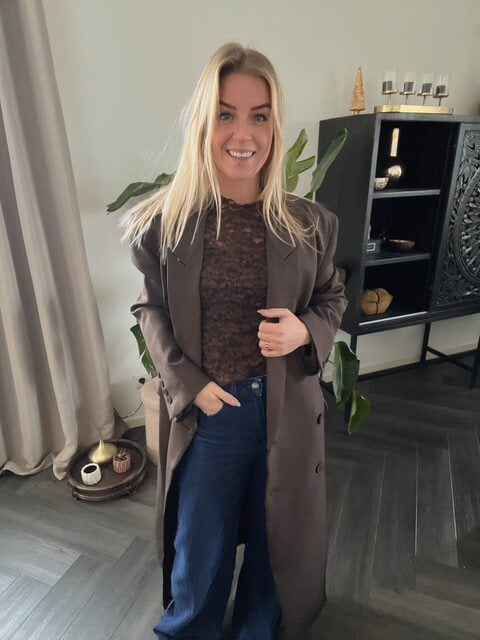 Liora floral lace top