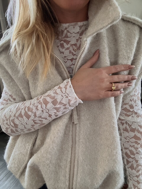 Liora floral lace top