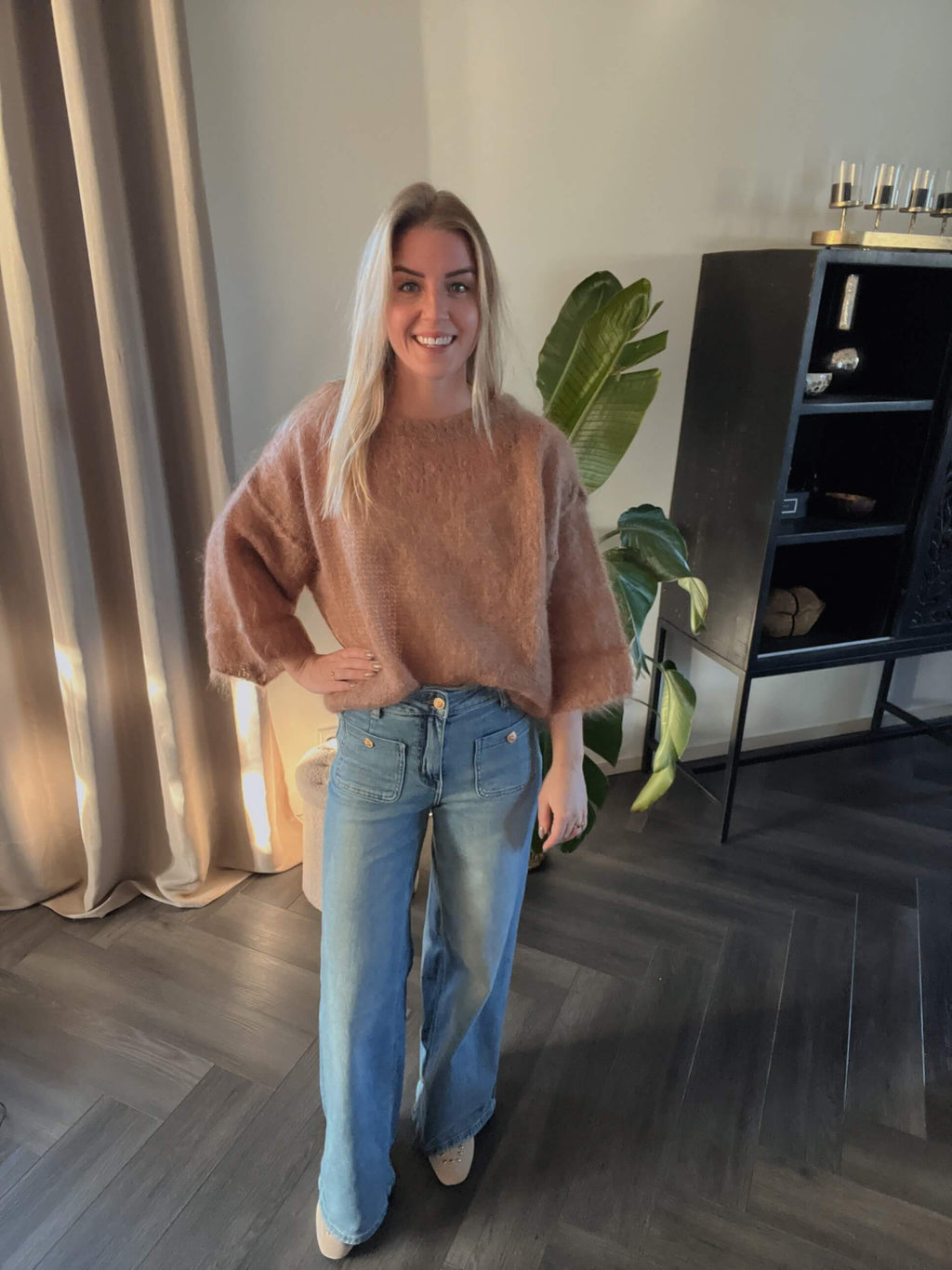 Nina Carter wide leg jeans