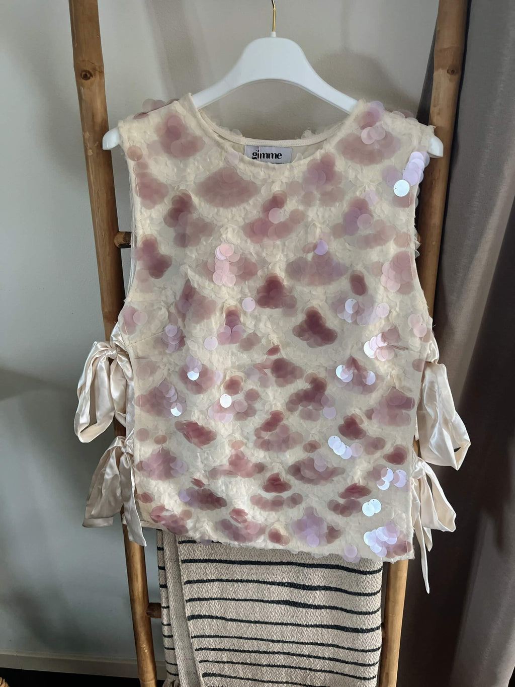 Rosé Glow Top